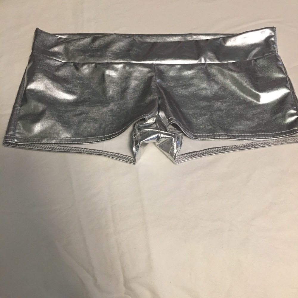 Metallic shiny spandex booty shorts